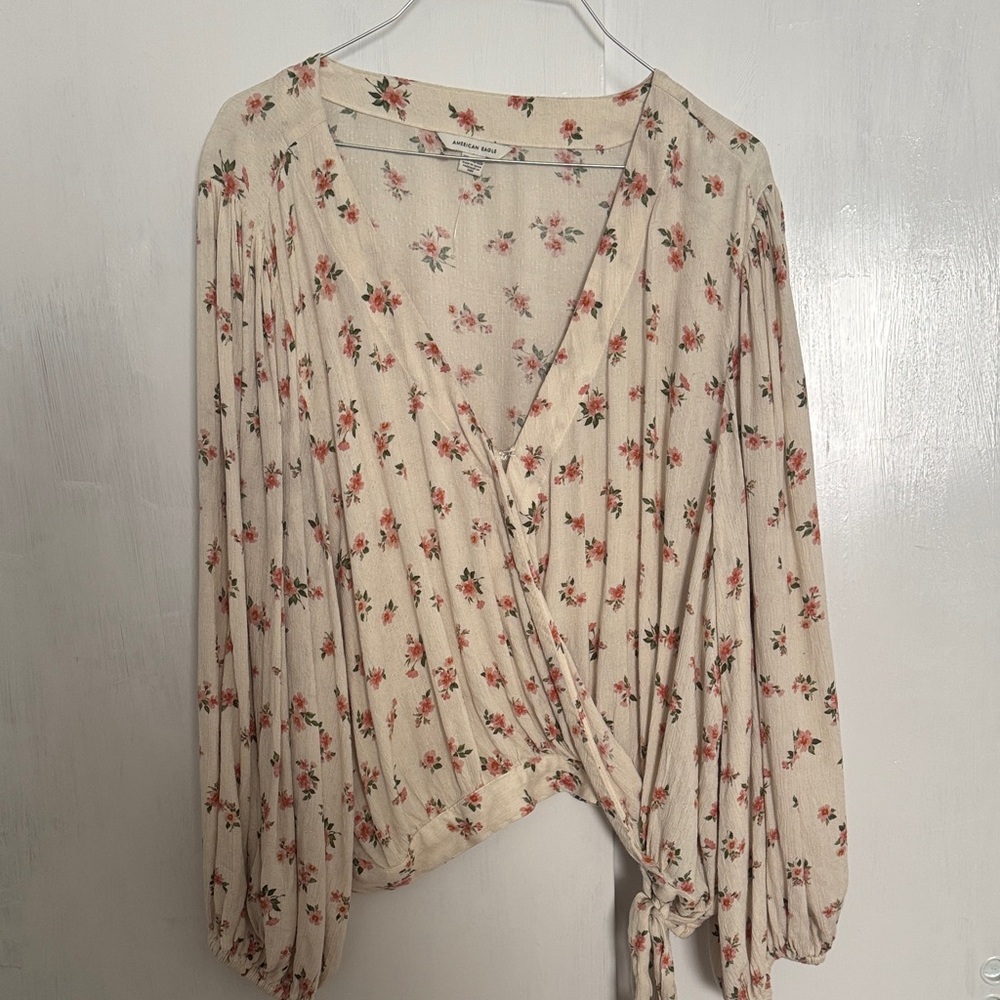 American eagle wrap blouse